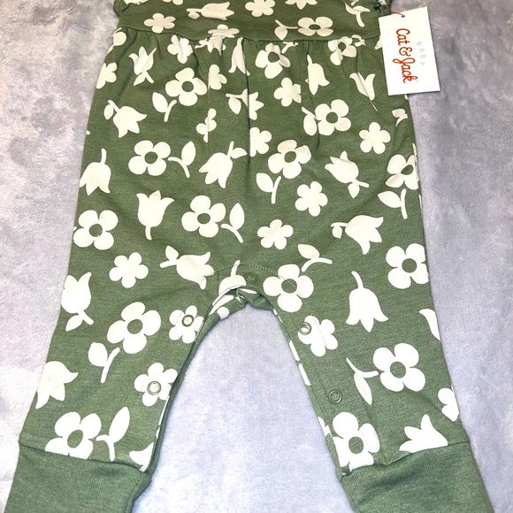 Onesie - Picture 2 of 3